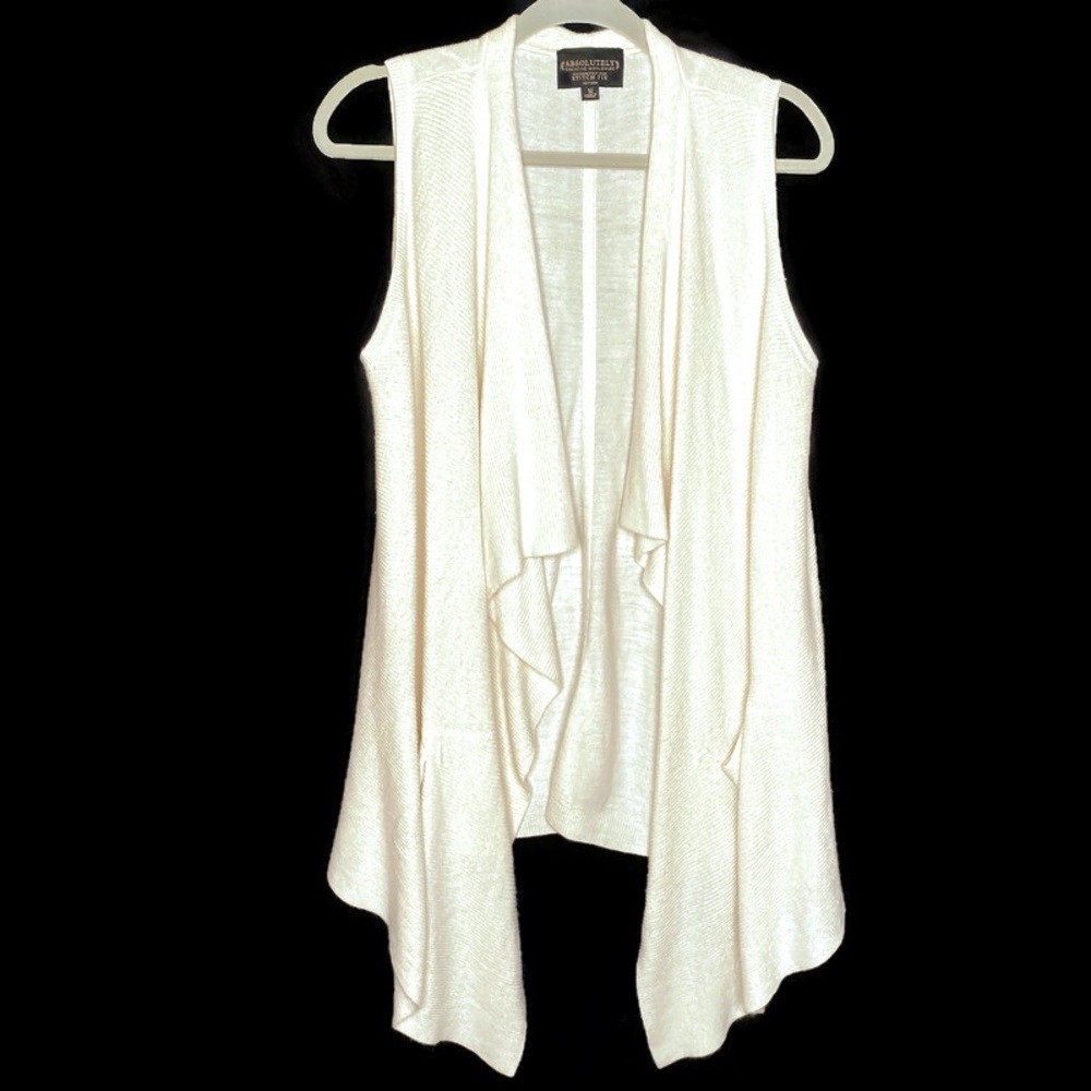 ***Stitch Fix Waterfall Cardigan Cream Sleeveless***